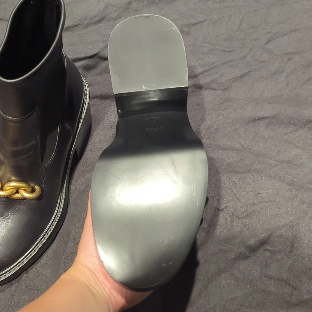Coach Kenna Bootie Size 9 Black Leather Ankle Boots with Gold Chain Detail - Picture 7 of 10